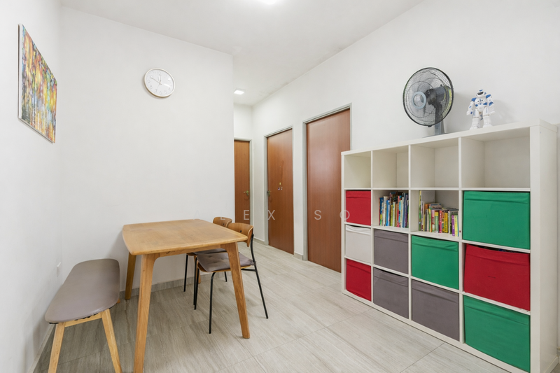 785D Woodlands Rise HDB Flat For Sale at S$ 650,000 | PropertyGuru Singapore - Dining