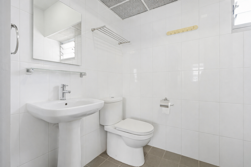 785D Woodlands Rise HDB Flat For Sale at S$ 650,000 | PropertyGuru Singapore - Bathroom