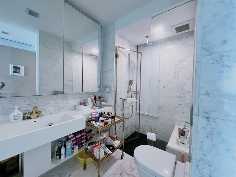 The Azure Condominium For Sale at S$ 3,080,000 | PropertyGuru Singapore - Bathroom