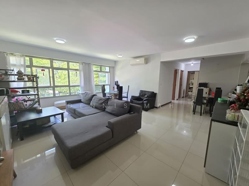 494J  Tampines Street 45 HDB Flat For Sale at S$ 850,000 | PropertyGuru Singapore - Living Room