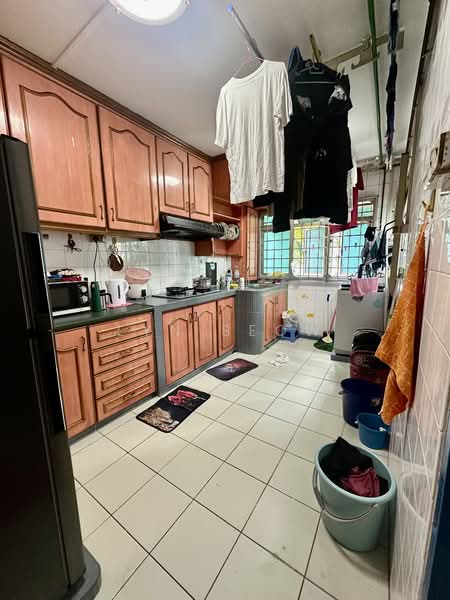 969 Hougang Street 91 HDB Flat For Sale at S$ 568,000 | PropertyGuru Singapore - Kitchen