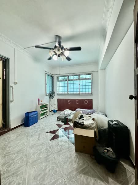 969 Hougang Street 91 HDB Flat For Sale at S$ 568,000 | PropertyGuru Singapore - Bedroom