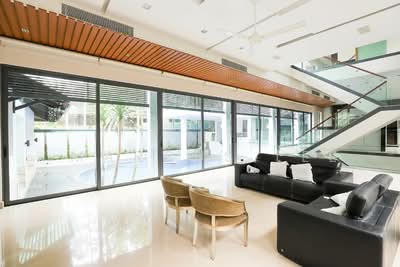 For Rent - CHARMING BISHOPSGATE GCB