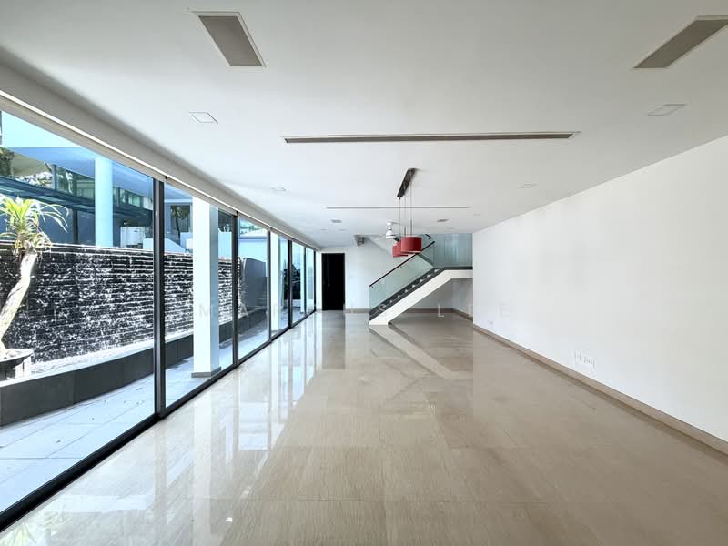 CHARMING BISHOPSGATE GCB, Bishopsgate, 7 Bedrooms, 9,000 sqft, Good Class Bungalow For Rent, by Marcus Lee, 500081032 - Living Room - PropertyGuru.com.sg