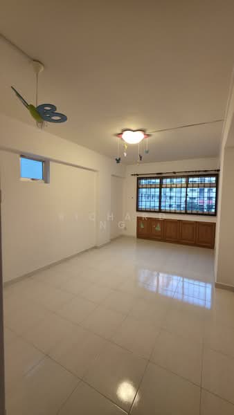 603 Choa Chu Kang Street 62 HDB Flat For Sale at S$ 950,000 | PropertyGuru Singapore - Bedroom 1