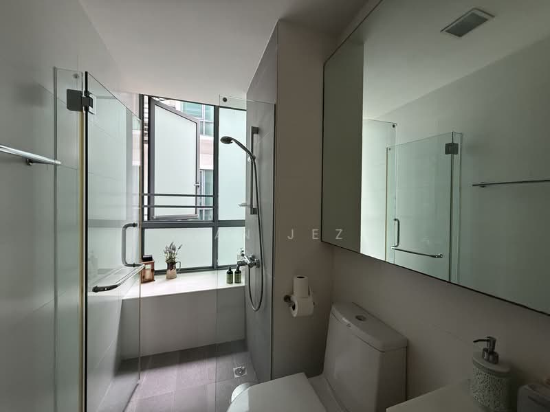 The Sixth Avenue Residences, 168 Sixth Avenue, 3 Bedrooms, 1,346 sqft, Condominium For Rent, by Tan Jez, 500081063 - Bathroom - PropertyGuru.com.sg