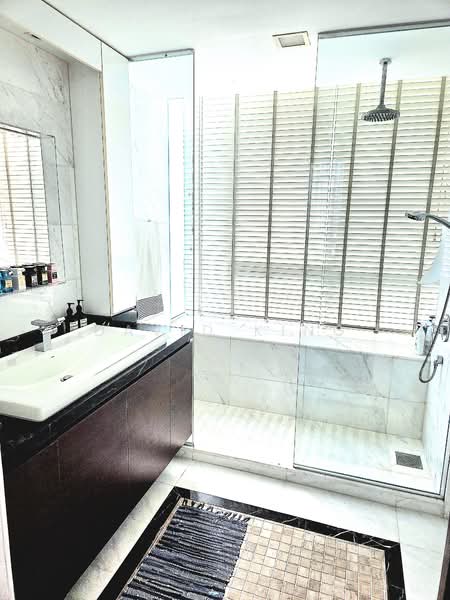 Nova 48 Apartment For Sale at S$ 3,600,000 | PropertyGuru Singapore - Bathroom