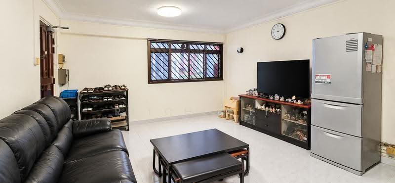51 Kent Road, 51 Kent Road, Farrer Park / Serangoon Rd, 3 Bedrooms, 979 sqft, HDB Flat For Sale, by Ritchie Li, 500081072 - Living Room - PropertyGuru.com.sg