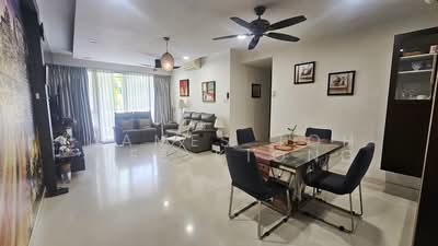 For Rent - Casa Merah