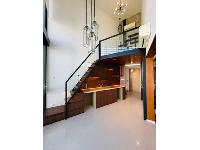 For Sale - The Crest