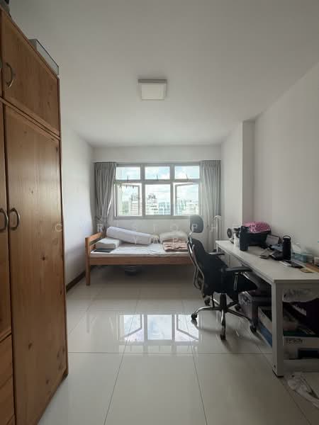 293D Bukit Batok Street 21, 293D Bukit Batok Street 21, Room Rental, 100 sqft, HDB Flat For Rent, by Christopher Yap, 500081100 - Bedroom - PropertyGuru.com.sg