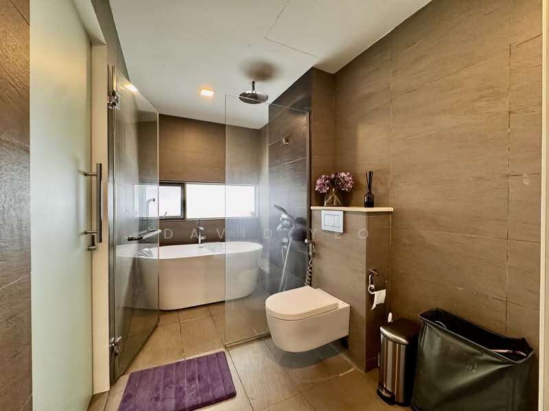 The Teneriffe Cluster House For Sale at S$ 3,900,000 | PropertyGuru Singapore - Bathroom