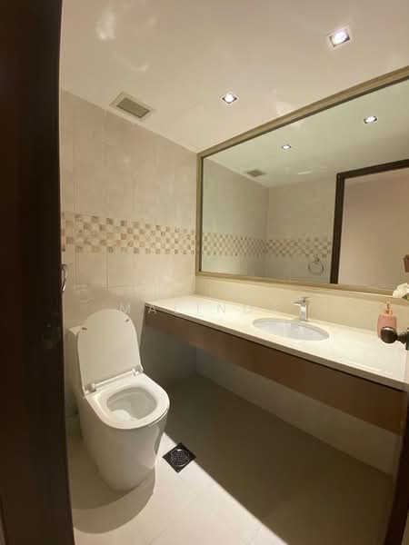 UE Square, 205 River Valley Road, 1 Bedroom, 775 sqft, Apartment For Rent, by Indira Malinda, 500081104 - Bathroom - PropertyGuru.com.sg