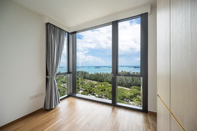 Meyer Mansion Condominium For Sale at S$ 6,088,000 | PropertyGuru Singapore - Master Bedroom