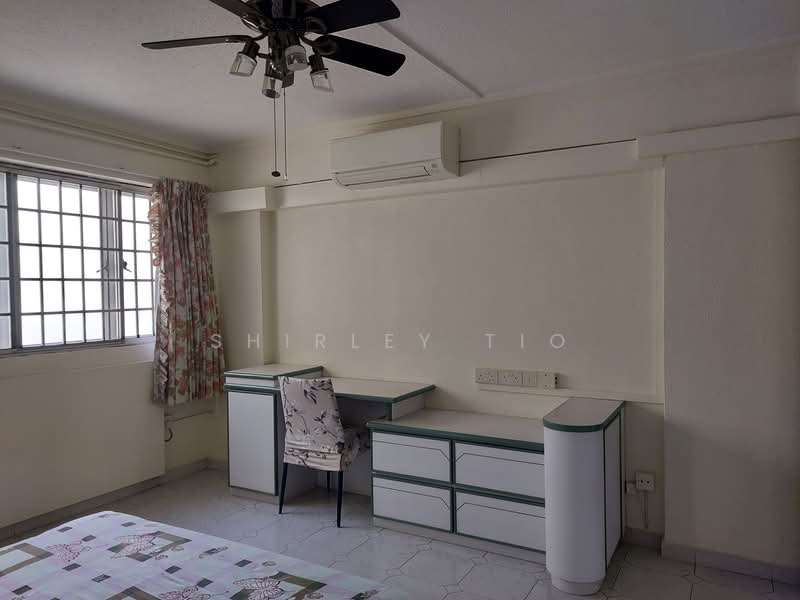 322 Ubi Avenue 1 HDB Flat For Sale at S$ 758,000 | PropertyGuru Singapore - Bedroom