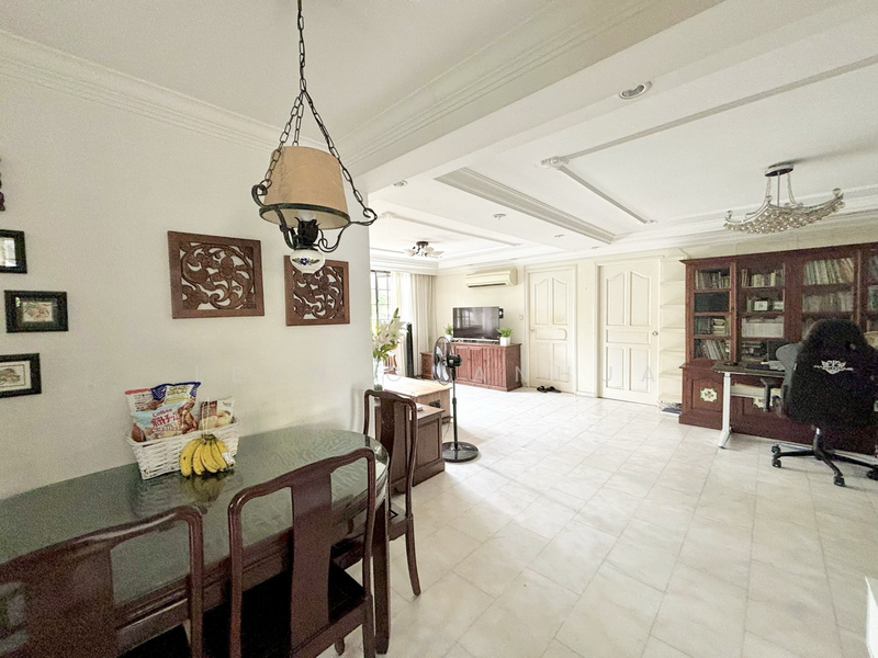 For Sale - 40 Cambridge Road