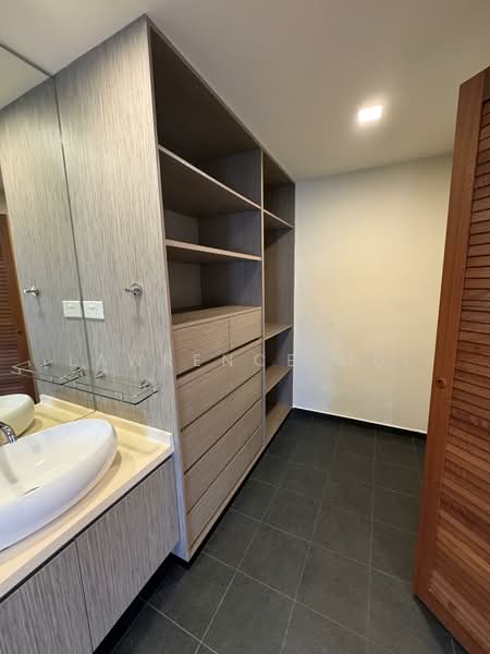 Grange Heights Apartment For Sale at S$ 4,500,000 | PropertyGuru Singapore - Bathroom