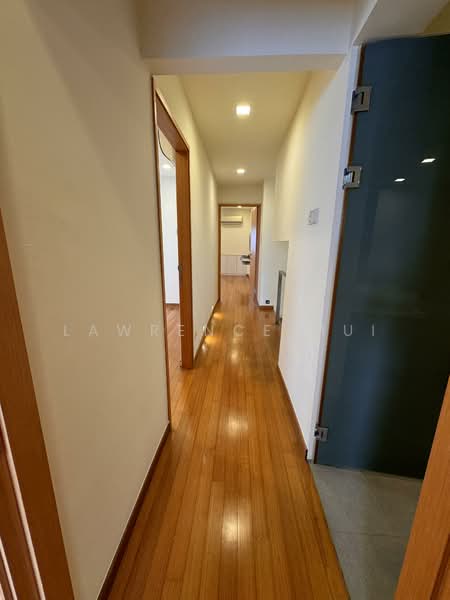 Grange Heights Apartment For Sale at S$ 4,500,000 | PropertyGuru Singapore - Corridor