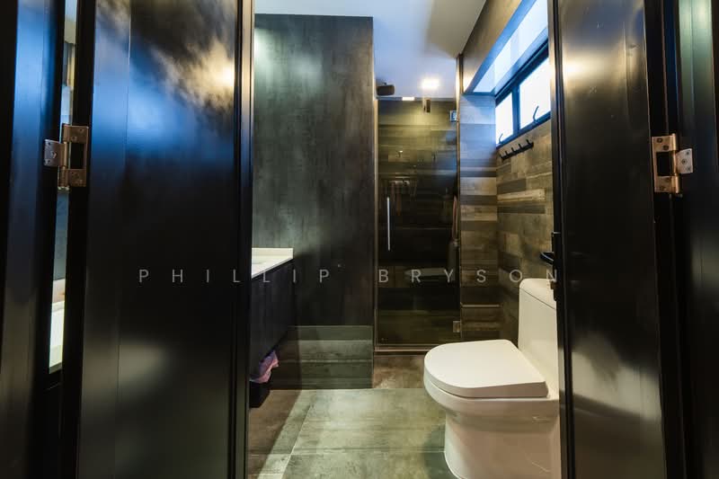 413 Eunos Road 5 HDB Flat For Sale at S$ 1,280,000 | PropertyGuru Singapore - Bathroom