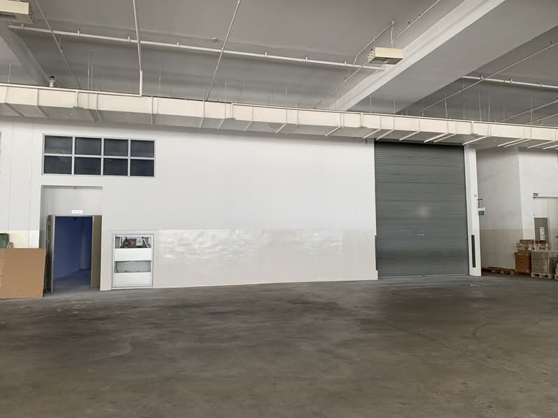 Unity Centre, 51 Bukit Batok Crescent, 2,465 sqft, Light Industrial (B1) For Sale, by Jean Low, 500081194 - CommercialGuru.com.sg