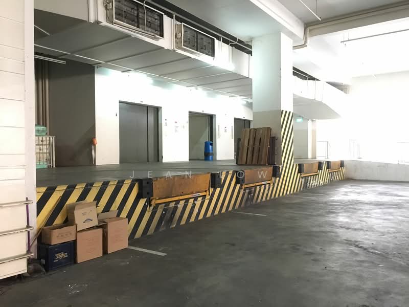 Unity Centre, 51 Bukit Batok Crescent, 2,465 sqft, Light Industrial (B1) For Sale, by Jean Low, 500081194 - CommercialGuru.com.sg