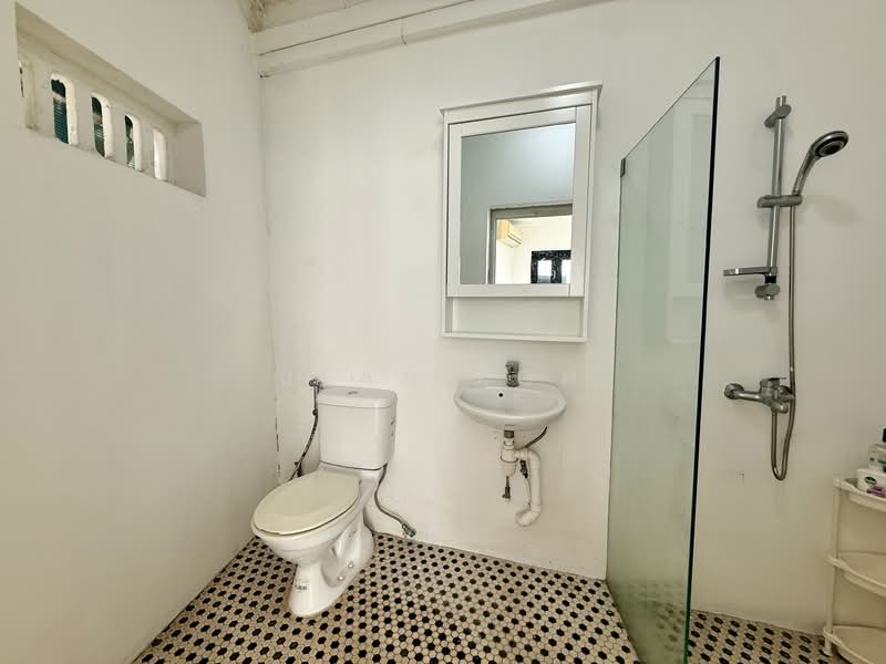 Tanjong Katong Road, Tanjong Katong Road, Room Rental, 180 sqft, Terraced House For Rent, by Jean Koh, 500081196 - Bathroom - PropertyGuru.com.sg