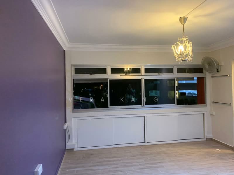 607 Elias Road HDB Flat For Sale at S$ 961,000 | PropertyGuru Singapore - Living Room