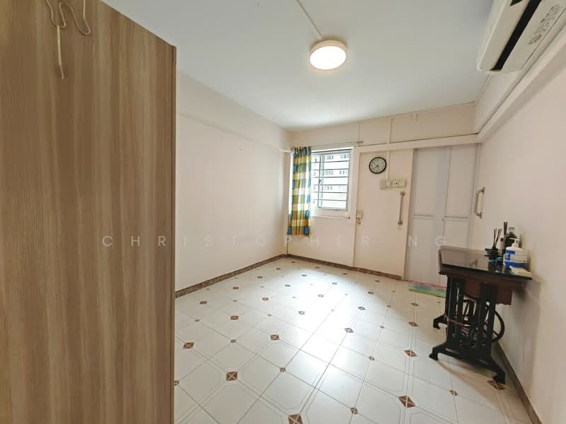 624 Ang Mo Kio Avenue 4 HDB Flat For Sale at S$ 450,000 | PropertyGuru Singapore - Interior