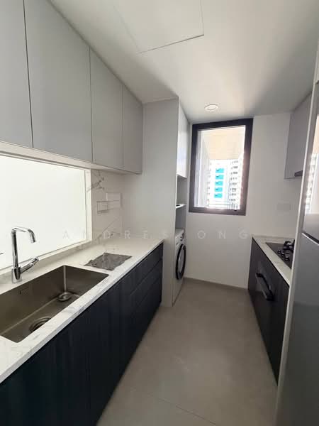 Sky Eden @ Bedok, 1 Bedok Central, 3 Bedrooms, 893 sqft, Condominium For Rent, by Andres Ong, 500081224 - Kitchen - PropertyGuru.com.sg