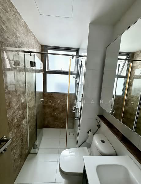 Eight Courtyards Condominium For Sale at S$ 1,400,000 | PropertyGuru Singapore