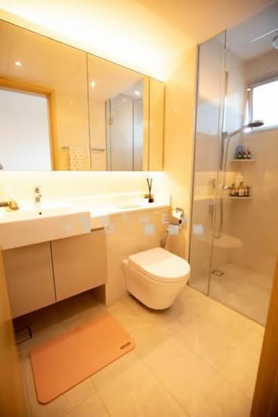 Eight Riversuites Condominium For Sale at S$ 2,150,000 | PropertyGuru Singapore - Bathroom
