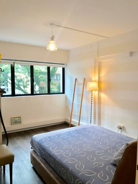 714 Ang Mo Kio Avenue 6 HDB Flat For Sale at S$ 800,000 | PropertyGuru Singapore - Bedroom 2