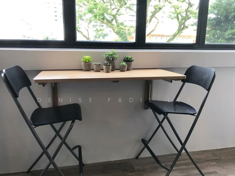 714 Ang Mo Kio Avenue 6 HDB Flat For Sale at S$ 800,000 | PropertyGuru Singapore - Balcony