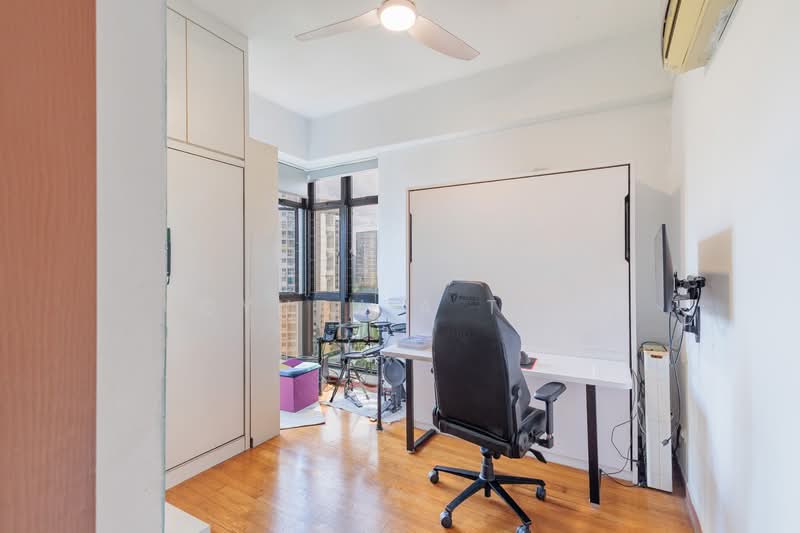 Dover Parkview Condominium For Sale at S$ 1,999,000 | PropertyGuru Singapore - Bedroom 1