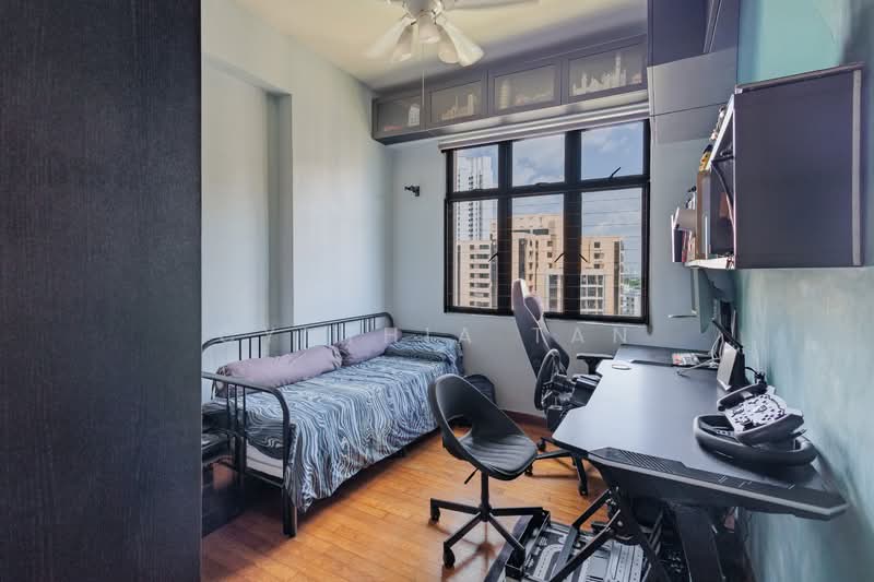 Dover Parkview Condominium For Sale at S$ 1,999,000 | PropertyGuru Singapore - Bedroom 2