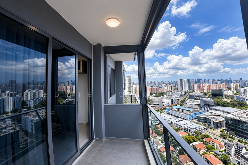 Stirling Residences, 25 Stirling Road, 2 Bedrooms, 786 sqft, Condominium For Rent, by Eddie Tork 戴先生, 500081301 - Balcony - PropertyGuru.com.sg