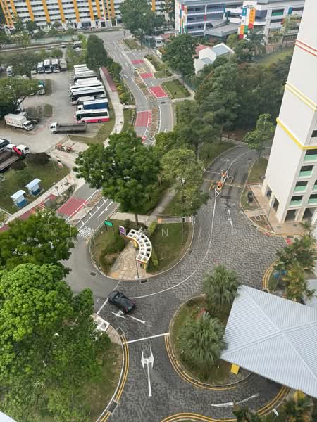 350 Ang Mo Kio Street 32 HDB Flat For Sale at S$ 980,000 | PropertyGuru Singapore - Exterior