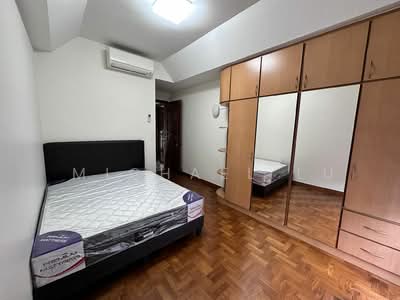 For Rent - Palm Green