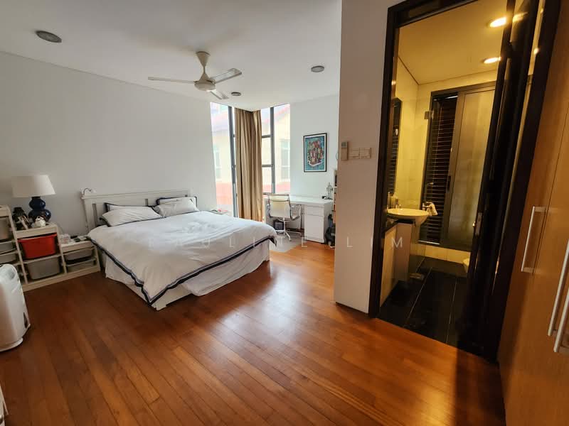 Braddell Heights Estate Bungalow House For Sale at S$ 10,880,000 | PropertyGuru Singapore - Bedroom