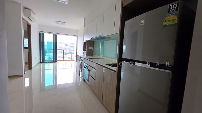 Kingsford Waterbay Condominium For Sale at S$ 750,000 | PropertyGuru Singapore - Kitchen