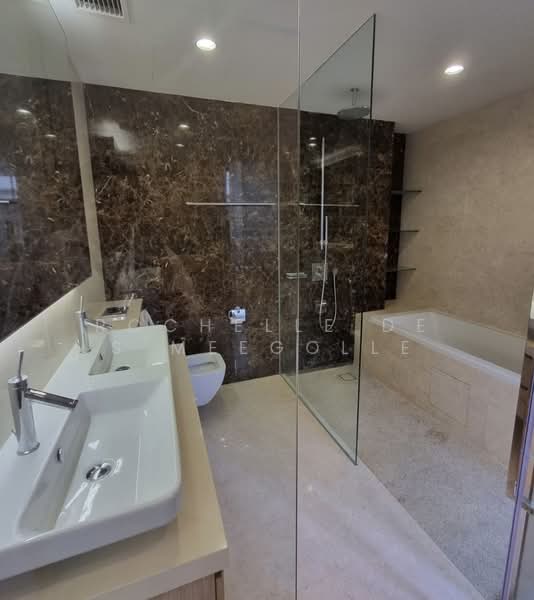 Greenwood Mews, 271 Greenwood Avenue, 5 Bedrooms, 3,165 sqft, Cluster House For Rent, by Rochelle De S Meegolle, 500081380 - PropertyGuru.com.sg