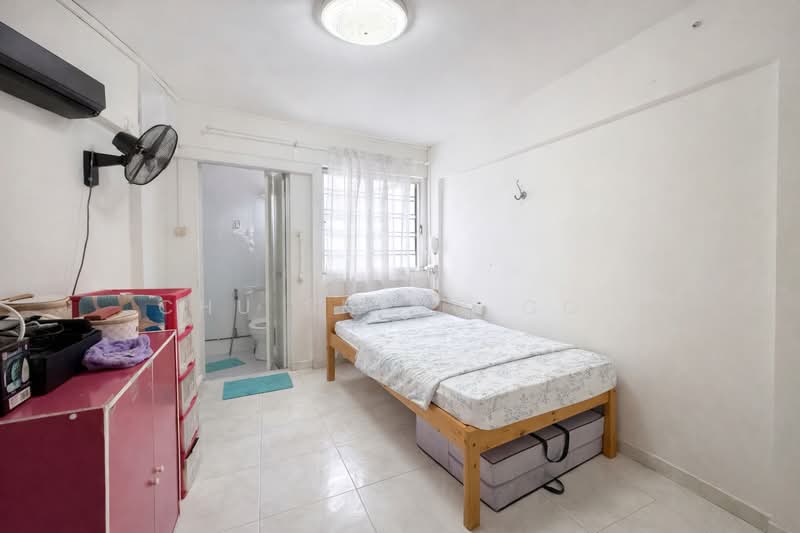 For Sale - 407 Sin Ming Avenue