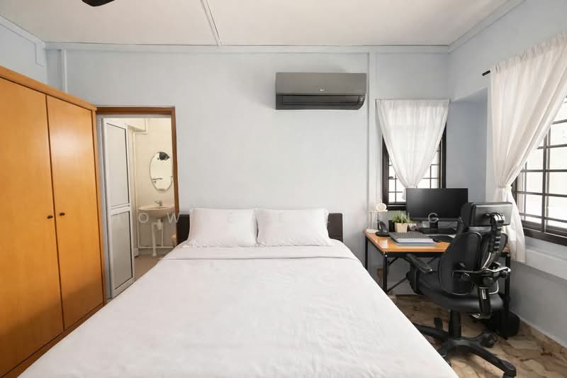 185A Rivervale Crescent HDB Flat For Sale at S$ 620,000 | PropertyGuru Singapore - Bedroom