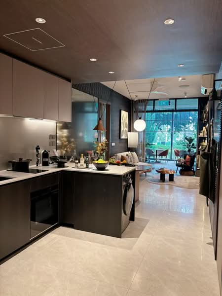 The Continuum Condominium For Sale at S$ 2,200,000 | PropertyGuru Singapore - Kitchen