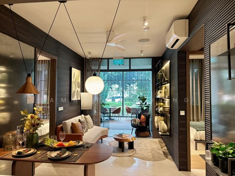 The Continuum Condominium For Sale at S$ 2,200,000 | PropertyGuru Singapore - Living Room
