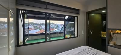 For Sale - For investor/families, $2M 3 bed 3 bath + yard can become 4 bed. 7 mins to MRT, 1km to Ai Tong