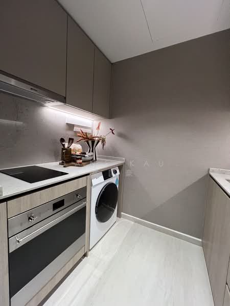 Narra Residences Condominium For Sale at S$ 1,430,000 | PropertyGuru Singapore - Kitchen