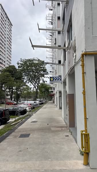 222 Lorong 8 Toa Payoh HDB Flat For Sale at S$ 500,000 | PropertyGuru Singapore - Exterior