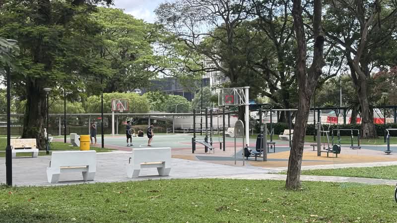 222 Lorong 8 Toa Payoh HDB Flat For Sale at S$ 500,000 | PropertyGuru Singapore - Exterior