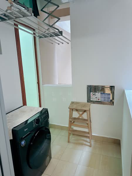 Heritage View Condominium For Sale at S$ 1,600,000 | PropertyGuru Singapore - yard